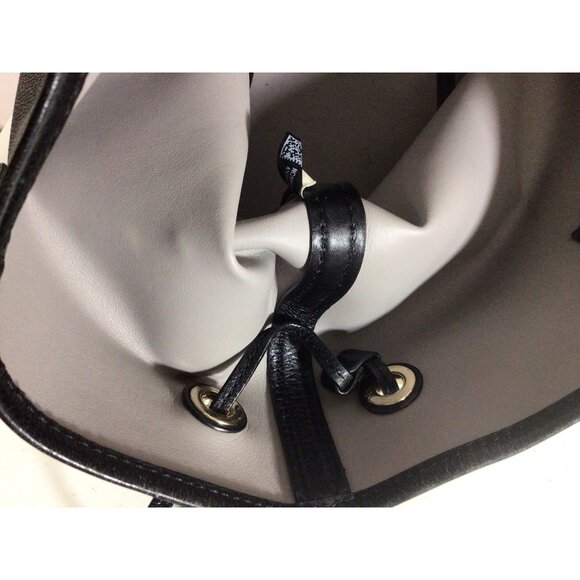 Michael Kors Leather Tote Bag Purse with Matching Pouch - Picture 9 of 9